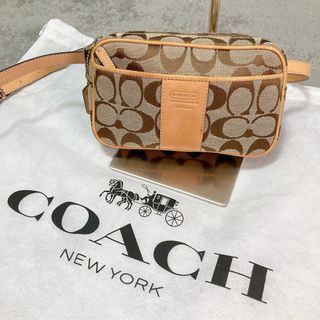 COACH(ボディバッグ/ウエストポーチ ・ ベージュ系)のフリマ COACH(ボディバッグ/ウエストポーチ ・ ベージュ系)のフリマ