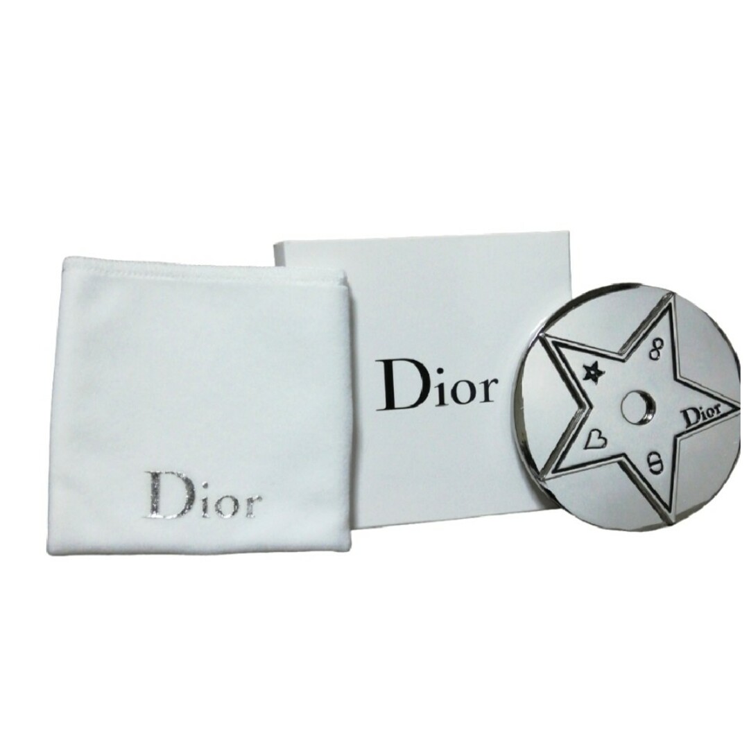 Christian Dior - 未使用 ディオール ミラー&ポーチセット Christian Dior - 未使用 ディオール ミラー&ポーチセット