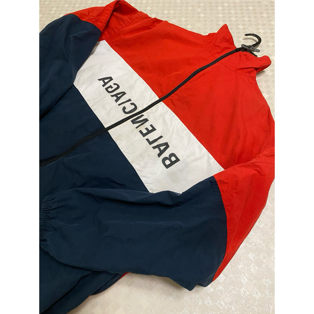 BALENCIAGA - BALENCIAGA 22AW 反転ロゴプリント トラック BALENCIAGA - BALENCIAGA 22AW 反転ロゴプリント トラック