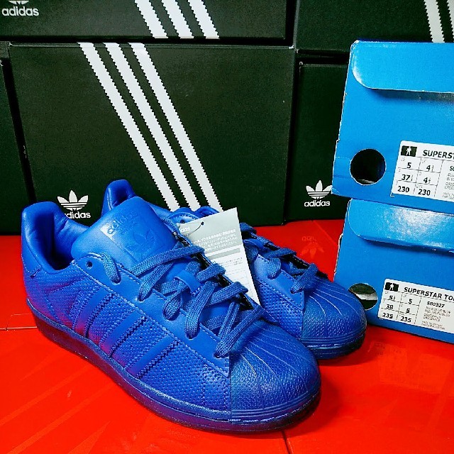 新品adidas アディダススーパースター　23.5㎝