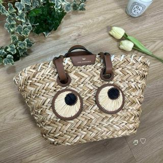 ANYA HINDMARCH(かごバッグ/ストローバッグ)のフリマアイテム一覧 ANYA HINDMARCH(かごバッグ/ストローバッグ)のフリマアイテム一覧