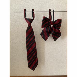 【中古・送料込】高校学生服　ネクタイ・リボンセット(ネクタイ)