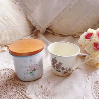 LAURA ASHLEY(食器)のフリマアイテム一覧 LAURA ASHLEY(食器)のフリマアイテム一覧