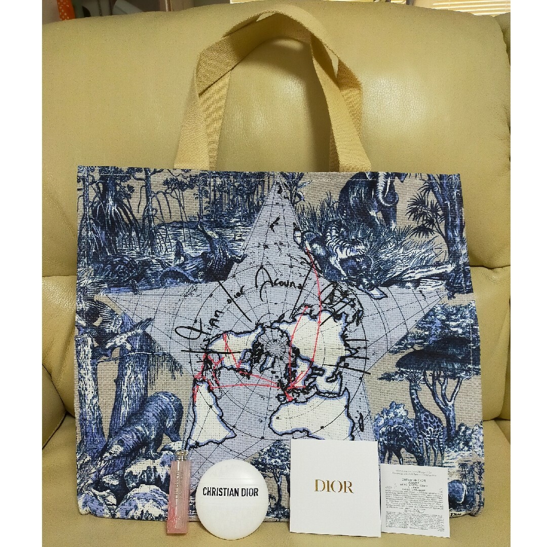 Dior - 【新品未使用】ディオール バースデーギフト プラチナ Dior - 【新品未使用】ディオール バースデーギフト プラチナ