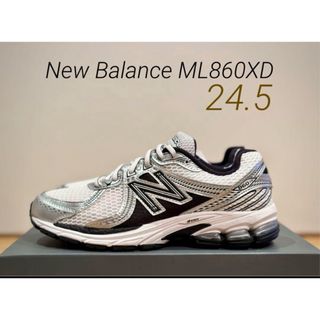 New Balance(スニーカー ・ シルバー/銀色系)のフリマアイテム一覧 New Balance(スニーカー ・ シルバー/銀色系)のフリマアイテム一覧