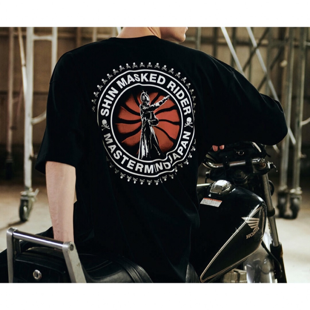 シン・仮面ライダー 』mastermind JAPAN Tシャツ (L) シン・仮面ライダー 』mastermind JAPAN Tシャツ (L)