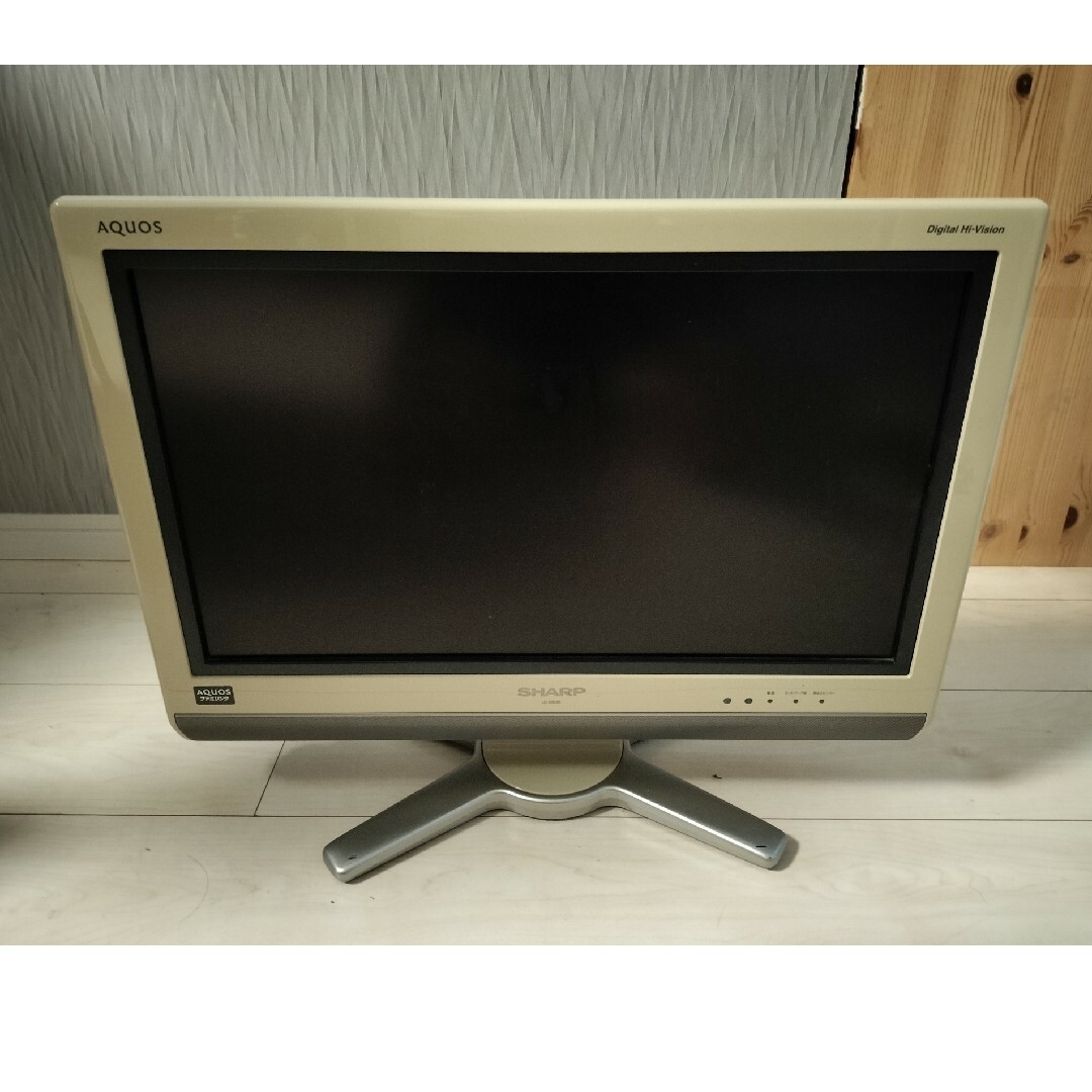 AQUOS - SHARP 液晶テレビ20インチ LC-20D30の通販 by ヨシ's AQUOS - SHARP 液晶テレビ20インチ LC-20D30の通販 by ヨシ's