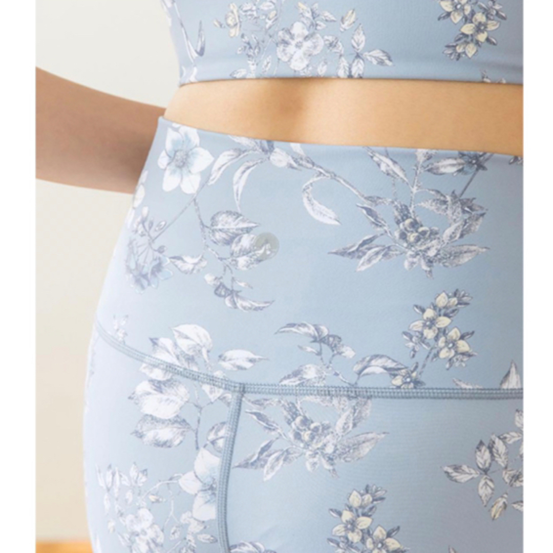 人気完売品 ♡ SUKALA ボタニカルガーデンレギンス Lサイズ 人気完売品 ♡ SUKALA ボタニカルガーデンレギンス Lサイズ