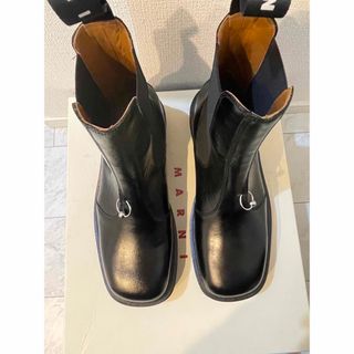 Marni ピアス チェルシーブーツ Pierced Chelsea Boots Marni ピアス チェルシーブーツ Pierced Chelsea Boots