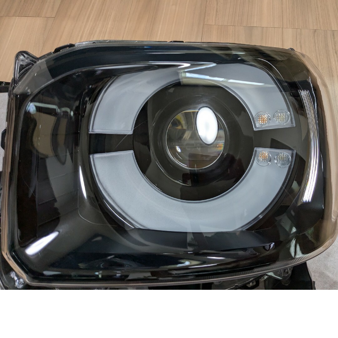 ホンダ N-BOX 6BA-JF5 左側ヘッドライト ホンダ N-BOX 6BA-JF5 左側ヘッドライト
