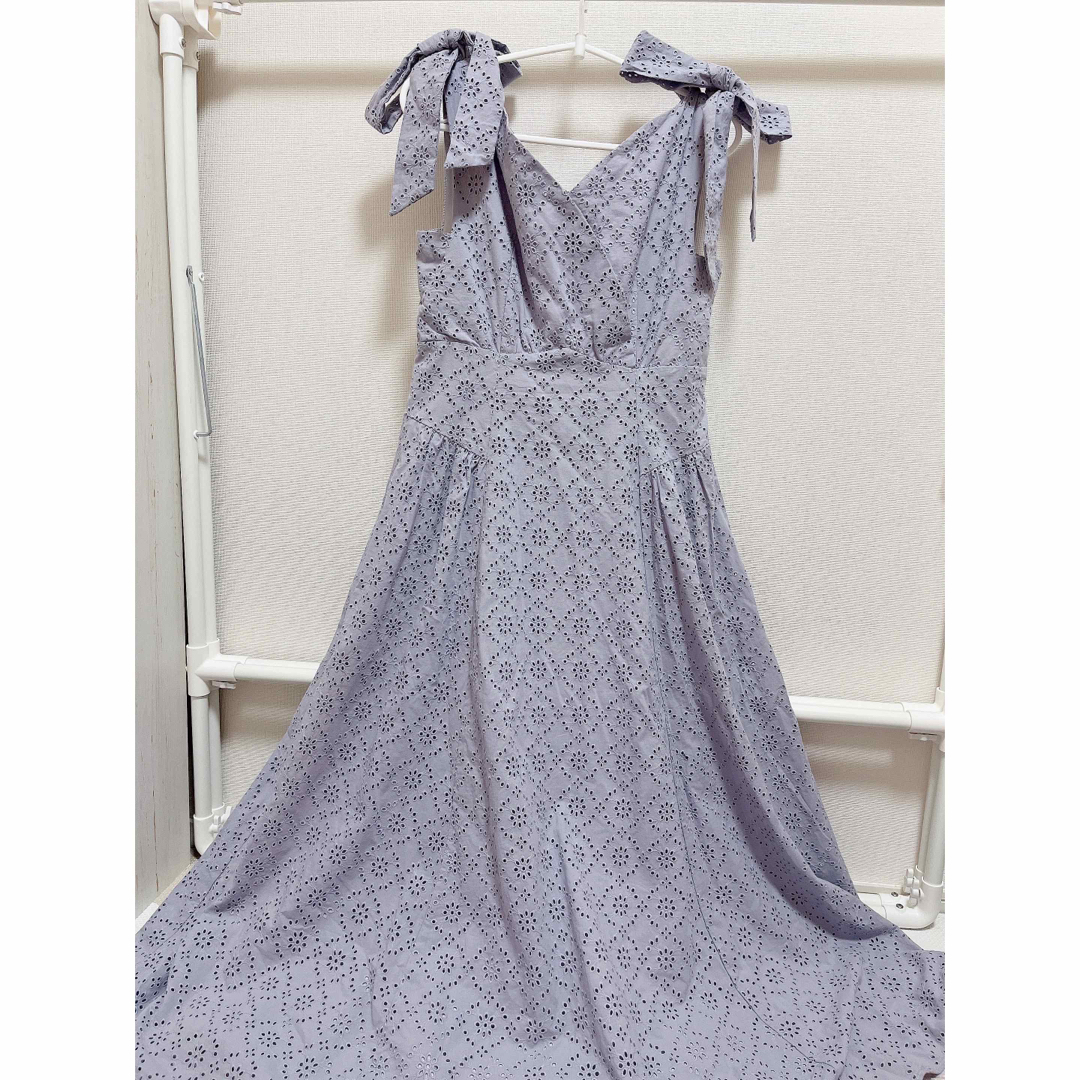 Noela - 新品タグ付きNoela♡肩リボン刺繍ワンピース♡サックス Noela - 新品タグ付きNoela♡肩リボン刺繍ワンピース♡サックス