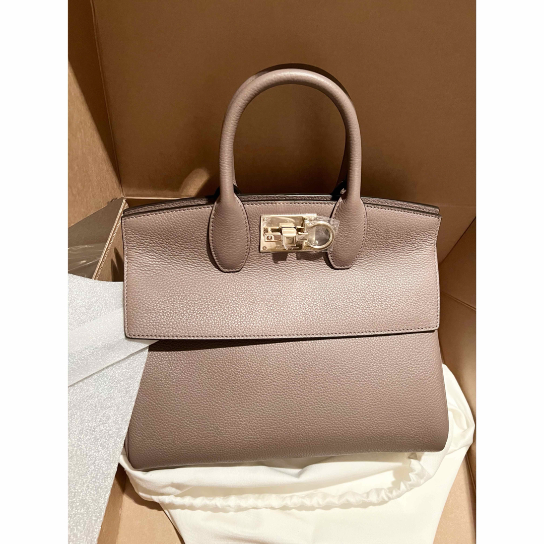 Salvatore Ferragamo - SALVATORE FERRAGAMO サルヴァトーレ Salvatore Ferragamo - SALVATORE FERRAGAMO サルヴァトーレ