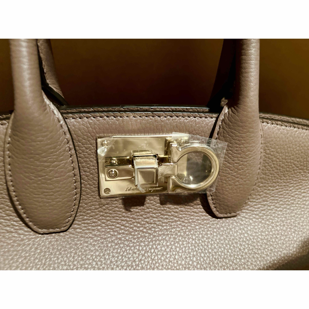 Salvatore Ferragamo - SALVATORE FERRAGAMO サルヴァトーレ Salvatore Ferragamo - SALVATORE FERRAGAMO サルヴァトーレ