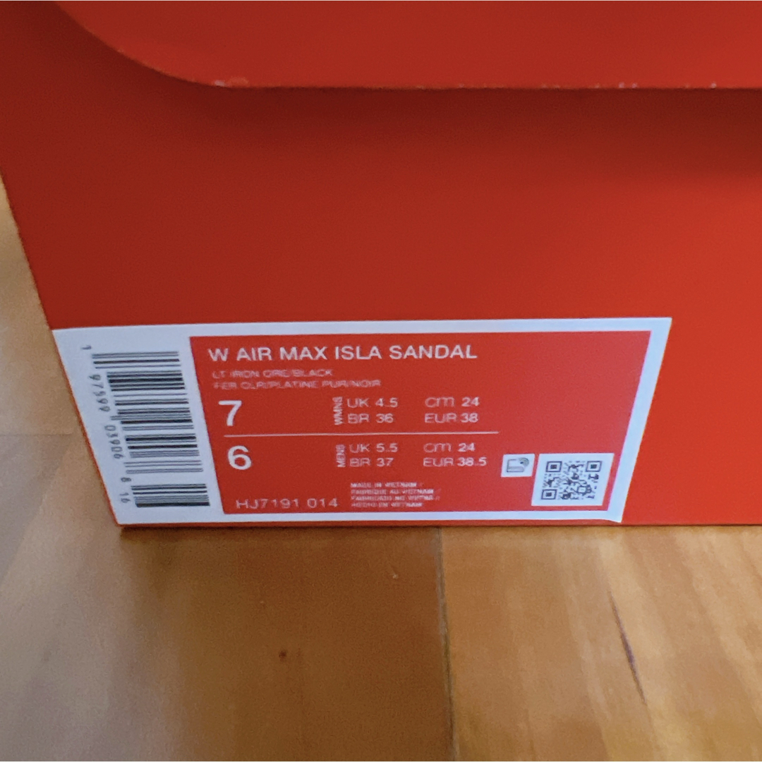 NIKE - NIKE AIR MAX ISLA エアマックスアイラ NEW カラー 24cm NIKE - NIKE AIR MAX ISLA エアマックスアイラ NEW カラー 24cm