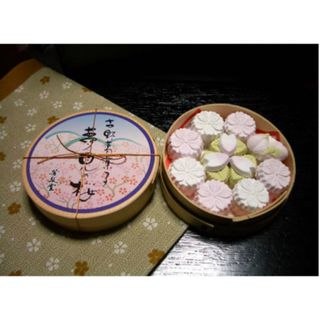 奈良 葛処 横矢芳泉堂 お干菓子 夢見の桜(菓子/デザート)