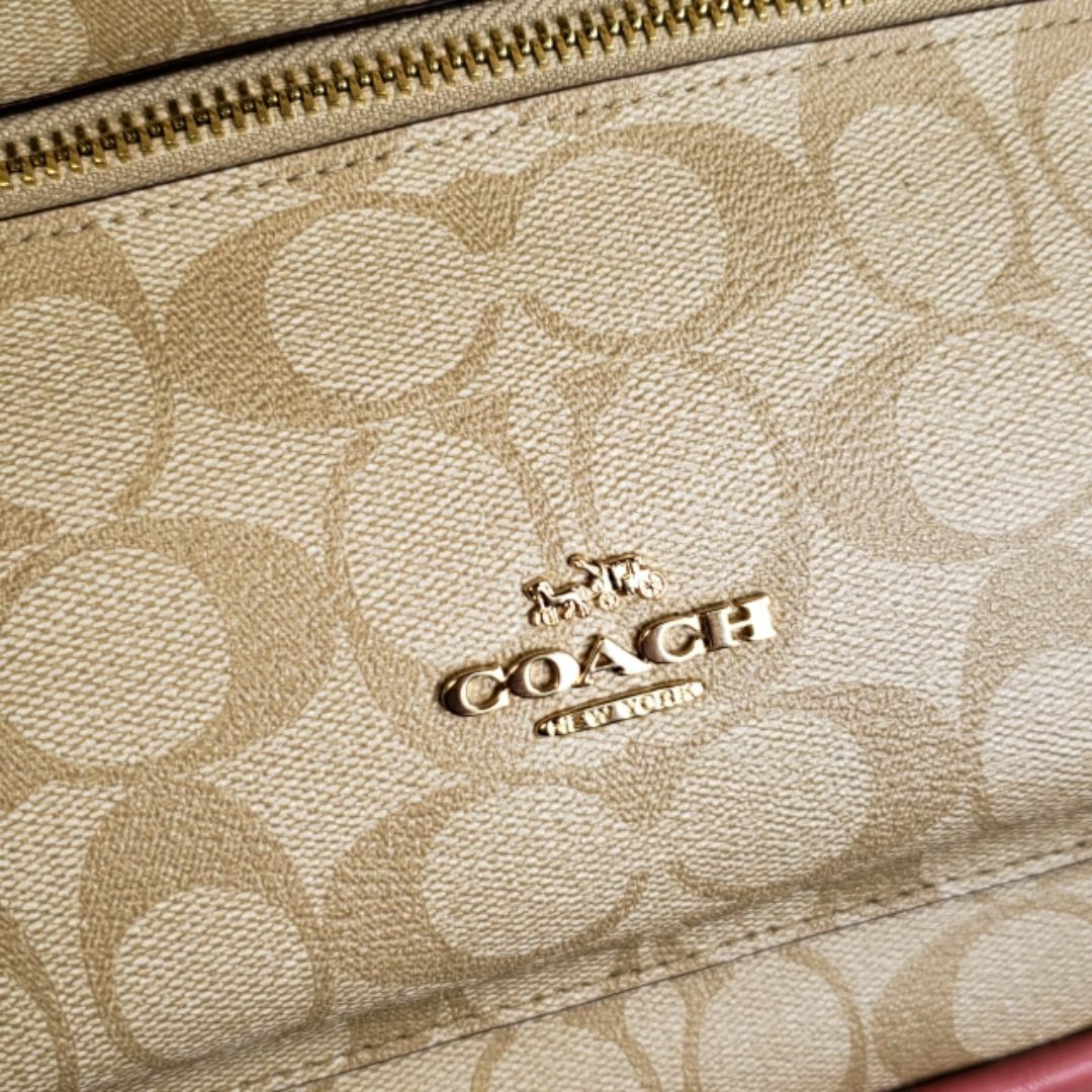 COACH - 未使用 コーチ ☆ シグネチャーPVC レザー コンビ COACH - 未使用 コーチ ☆ シグネチャーPVC レザー コンビ