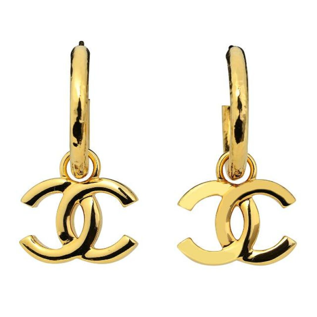 CHANEL - 新品 シャネル CHANEL ピアス ロゴチャーム フープ CHANEL - 新品 シャネル CHANEL ピアス ロゴチャーム フープ