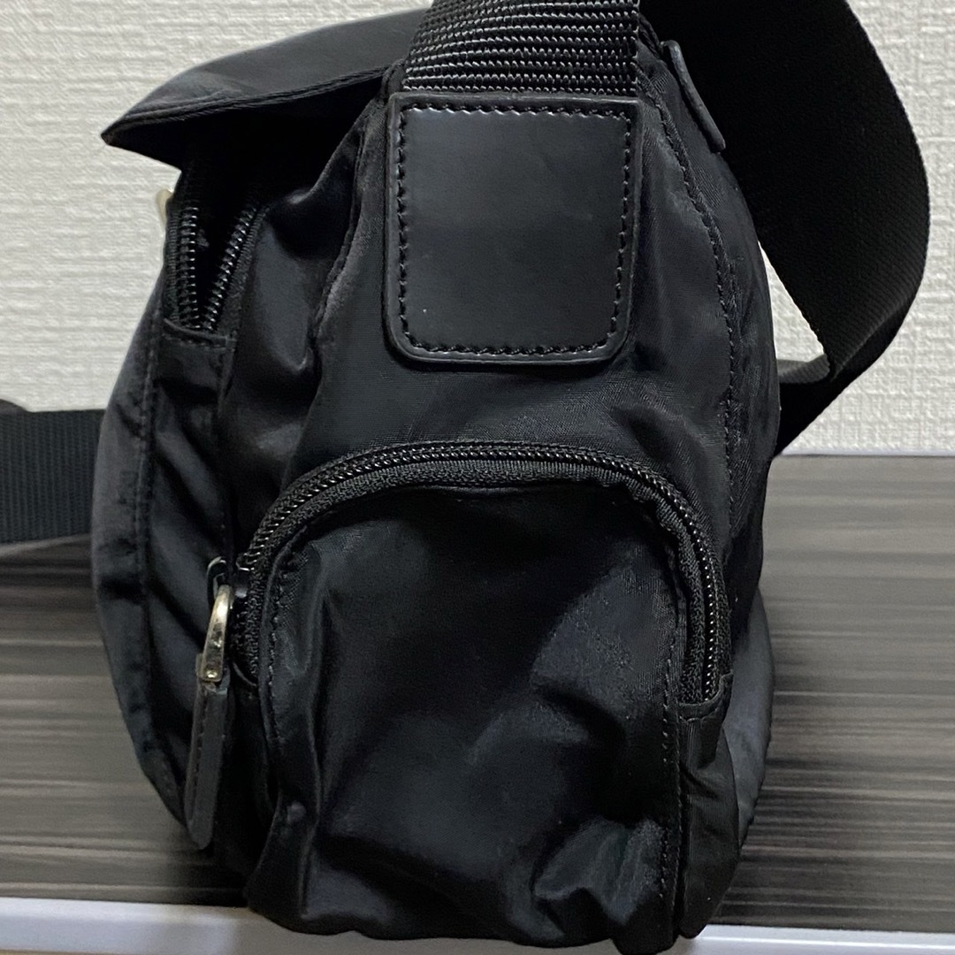 PRADAメッセンジャーバッグプラダメッセンジャーバッグ PRADAメッセンジャーバッグプラダメッセンジャーバッグ