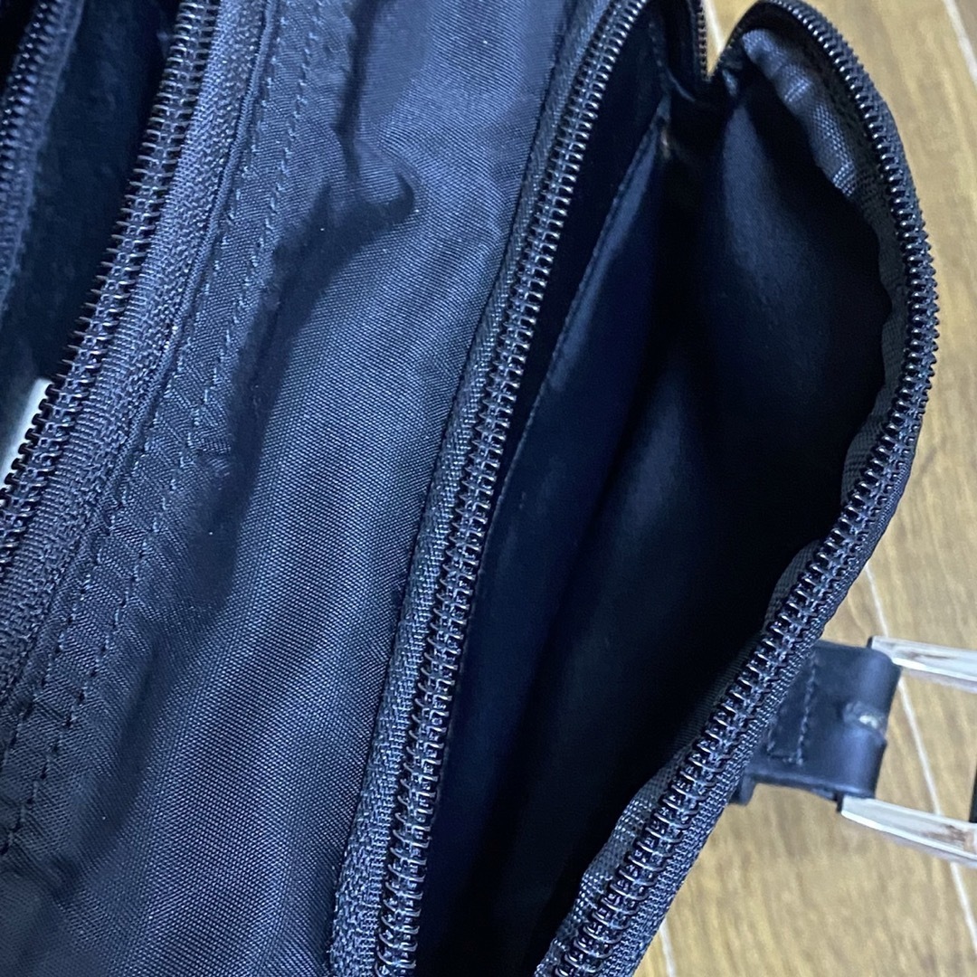 PRADAメッセンジャーバッグプラダメッセンジャーバッグ PRADAメッセンジャーバッグプラダメッセンジャーバッグ