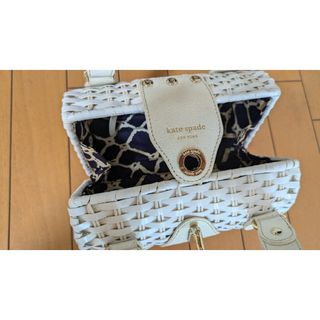kate spade NEW YORK(かごバッグ/ストローバッグ)のフリマ kate spade NEW YORK(かごバッグ/ストローバッグ)のフリマ