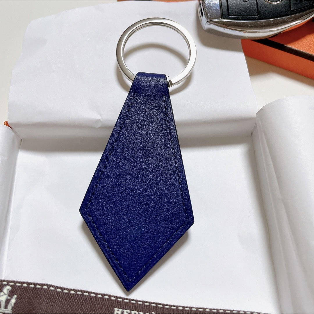 HERMES - 新品未使用 エルメス キーリング タブ キーホルダーの HERMES - 新品未使用 エルメス キーリング タブ キーホルダーの