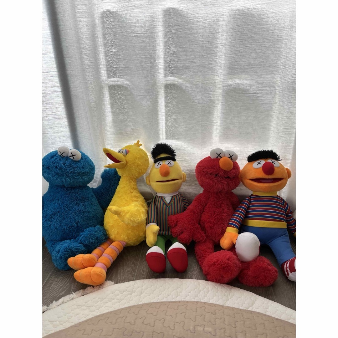 UNIQLO x KAWS x Sesame Street コンプリートボックス UNIQLO x KAWS x Sesame Street コンプリートボックス