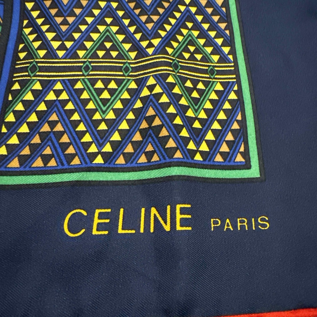 CELINE - CELINE セリーヌ 大判シルクスカーフ ポット 壺 ロゴの CELINE - CELINE セリーヌ 大判シルクスカーフ ポット 壺 ロゴの