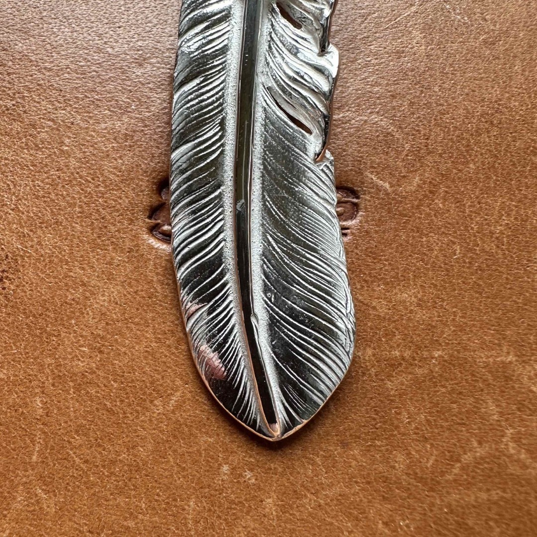 goro's(ゴローズ)のゴローズ GOROS 銀縄ターコイズフェザー 特大フェザー 左向き 新品 メンズのアクセサリー(ネックレス)の商品写真