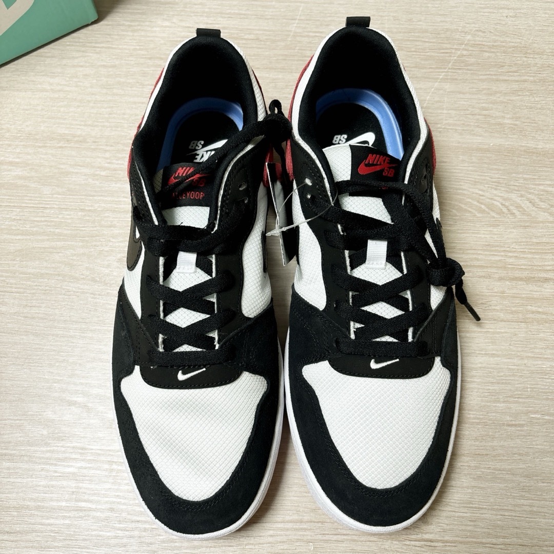 NIKE - 新品☆NIKE☆SB☆アリウープ☆スニーカー☆運動靴☆28.5 NIKE - 新品☆NIKE☆SB☆アリウープ☆スニーカー☆運動靴☆28.5