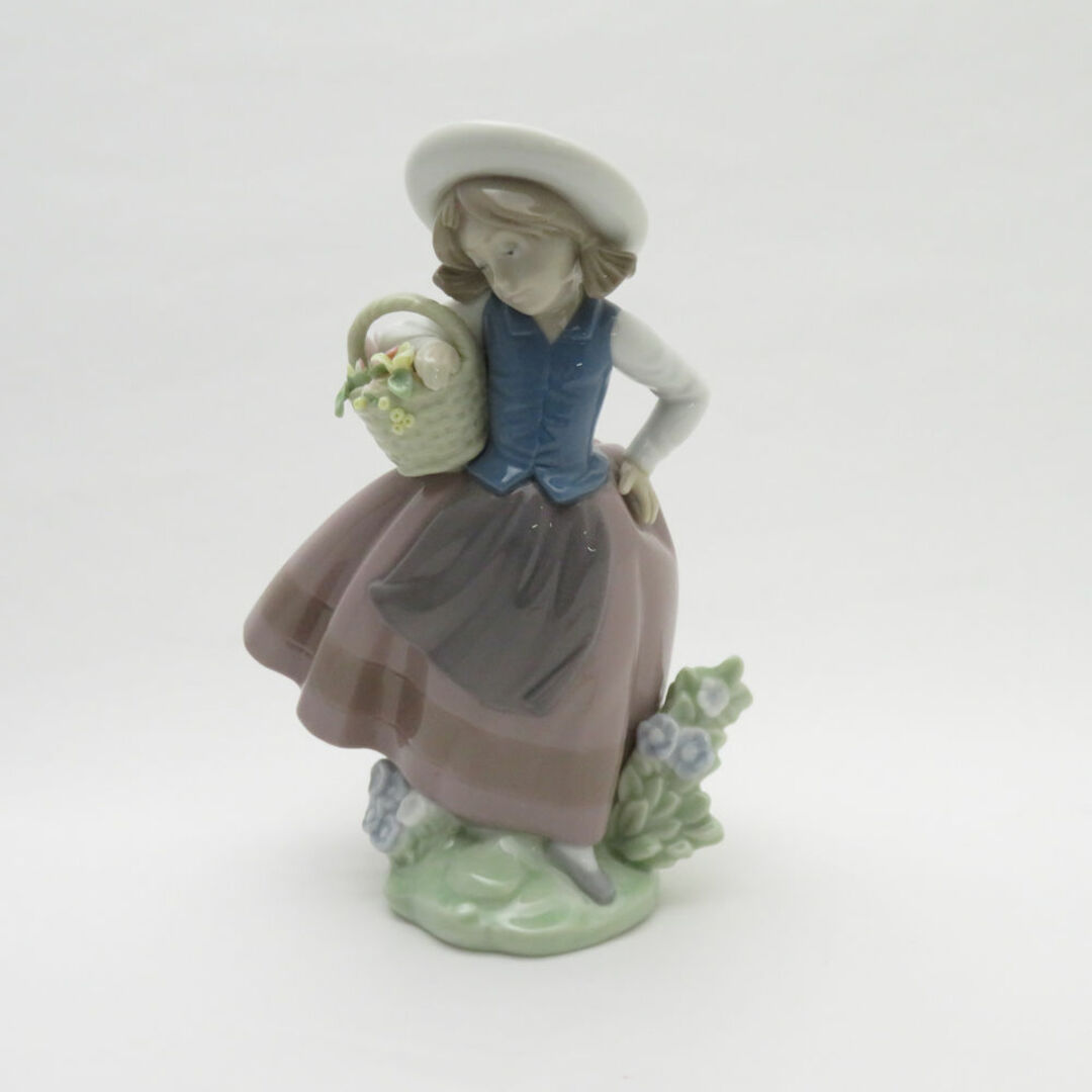 LLADRO リヤドロ 5221「甘い花の香り」 フィギュリン 置物 陶器 LLADRO リヤドロ 5221「甘い花の香り」 フィギュリン 置物 陶器
