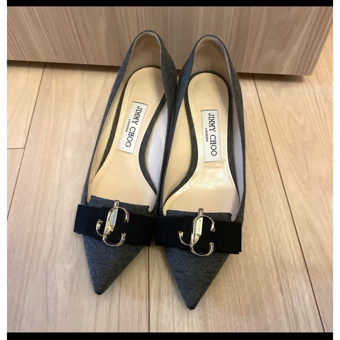 美品】ジミーチュウ フラットシューズ ポインテッド リボン ロゴ 美品】ジミーチュウ フラットシューズ ポインテッド リボン ロゴ