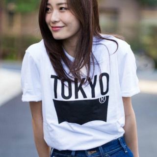 リーバイス(Levi's)の新作✩新品未開封✩バットウィングTOKYO✩Tシャツ(Tシャツ(半袖/袖なし))