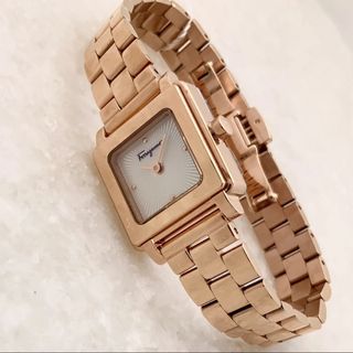 Salvatore Ferragamo(腕時計)のフリマアイテム一覧 Salvatore Ferragamo(腕時計)のフリマアイテム一覧