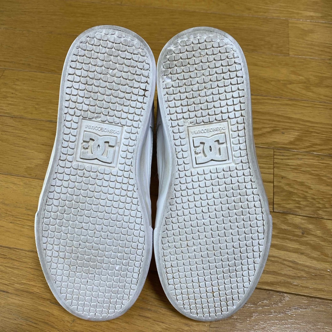 DC - DC ハイカットスニーカー 白の通販 by トモ's shop DC - DC ハイカットスニーカー 白の通販 by トモ's shop