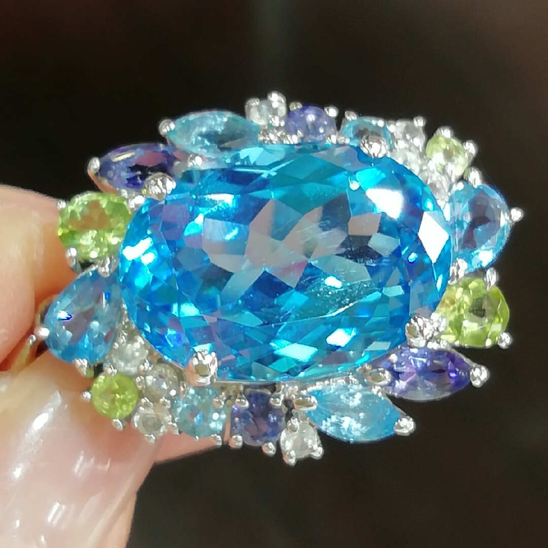 K18WG◯大きな天然✨ブルートパーズ✨ペンダントトップのみ K18WG◯大きな天然✨ブルートパーズ✨ペンダントトップのみ