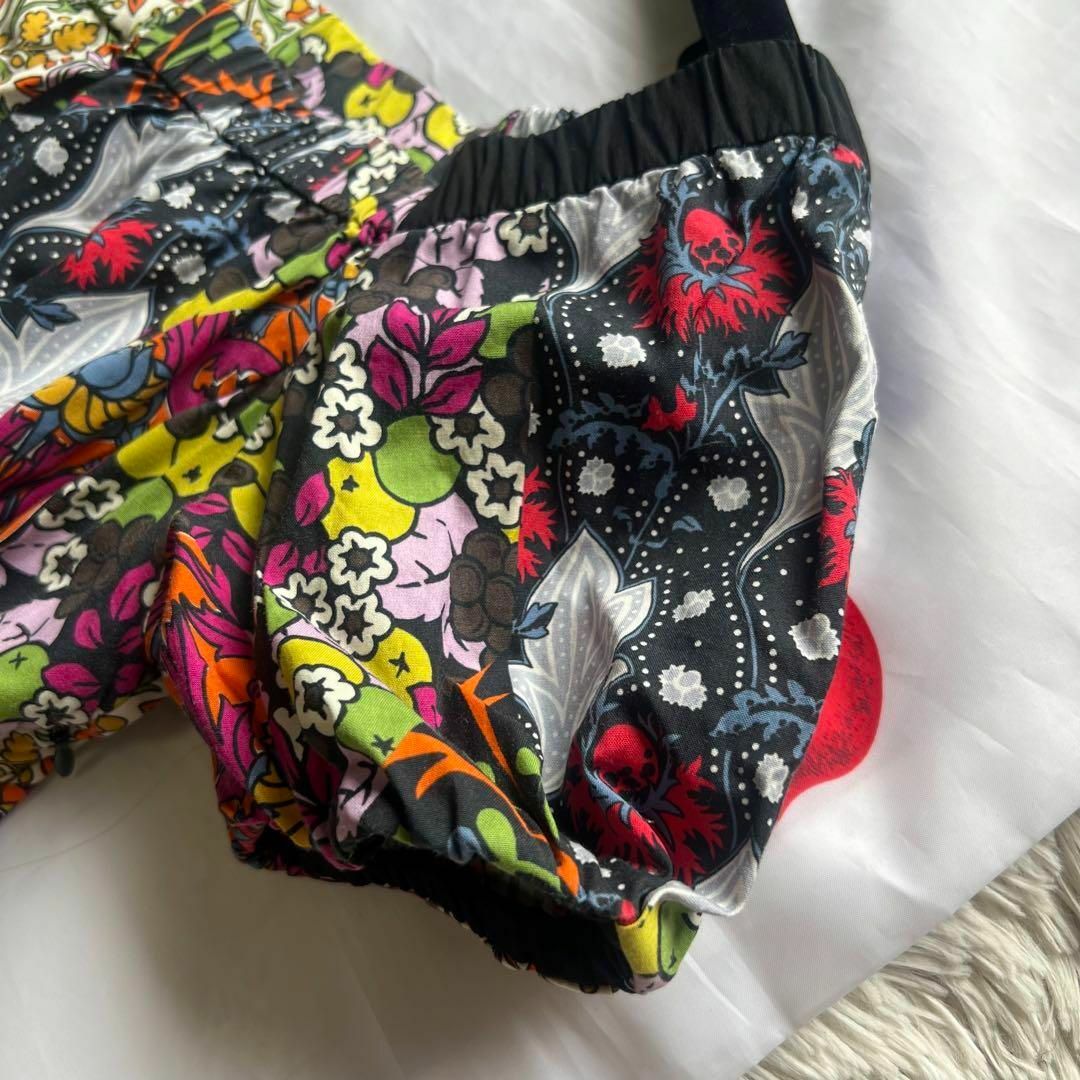 美品】PRADA 膝丈ワンピース フレア 花柄 半袖 36 S 総柄 美品】PRADA 膝丈ワンピース フレア 花柄 半袖 36 S 総柄