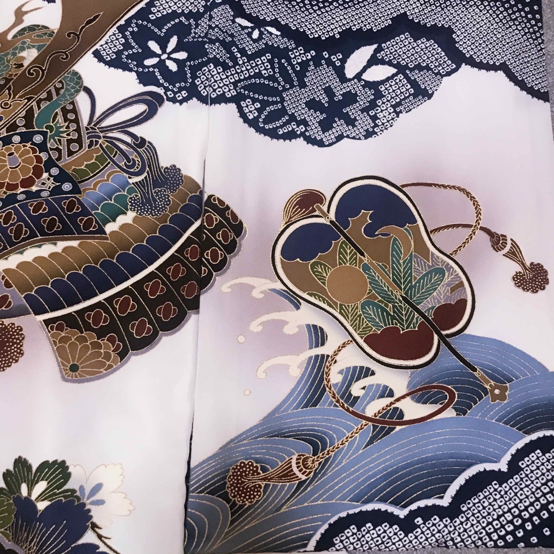 新品】日本製 白×紺 くわ 正絹 伝統京疋田鹿子染め 刺繍入り♦︎ 新品】日本製 白×紺 くわ 正絹 伝統京疋田鹿子染め 刺繍入り♦︎