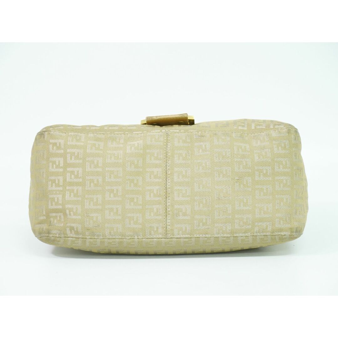 FENDI - 本物 フェンディ FENDI マンマバケット ズッキーノ FENDI - 本物 フェンディ FENDI マンマバケット ズッキーノ