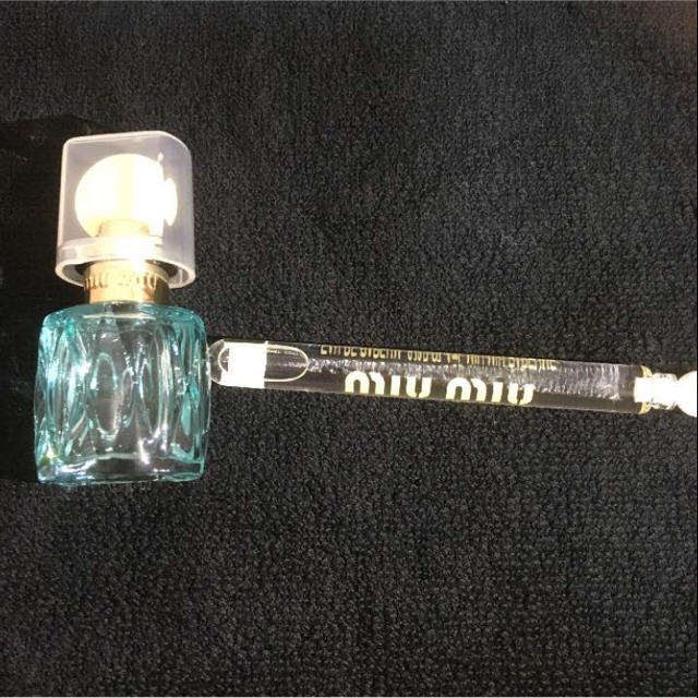 miumiu 香水 新宿伊勢丹限定ミラー セット