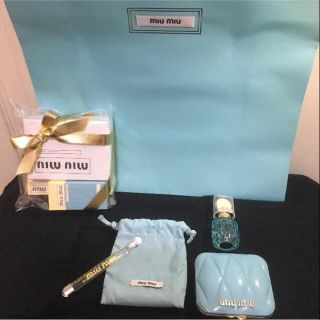 ミュウミュウ(miumiu)のmiumiu 香水 新宿伊勢丹限定ミラー セット(香水(女性用))