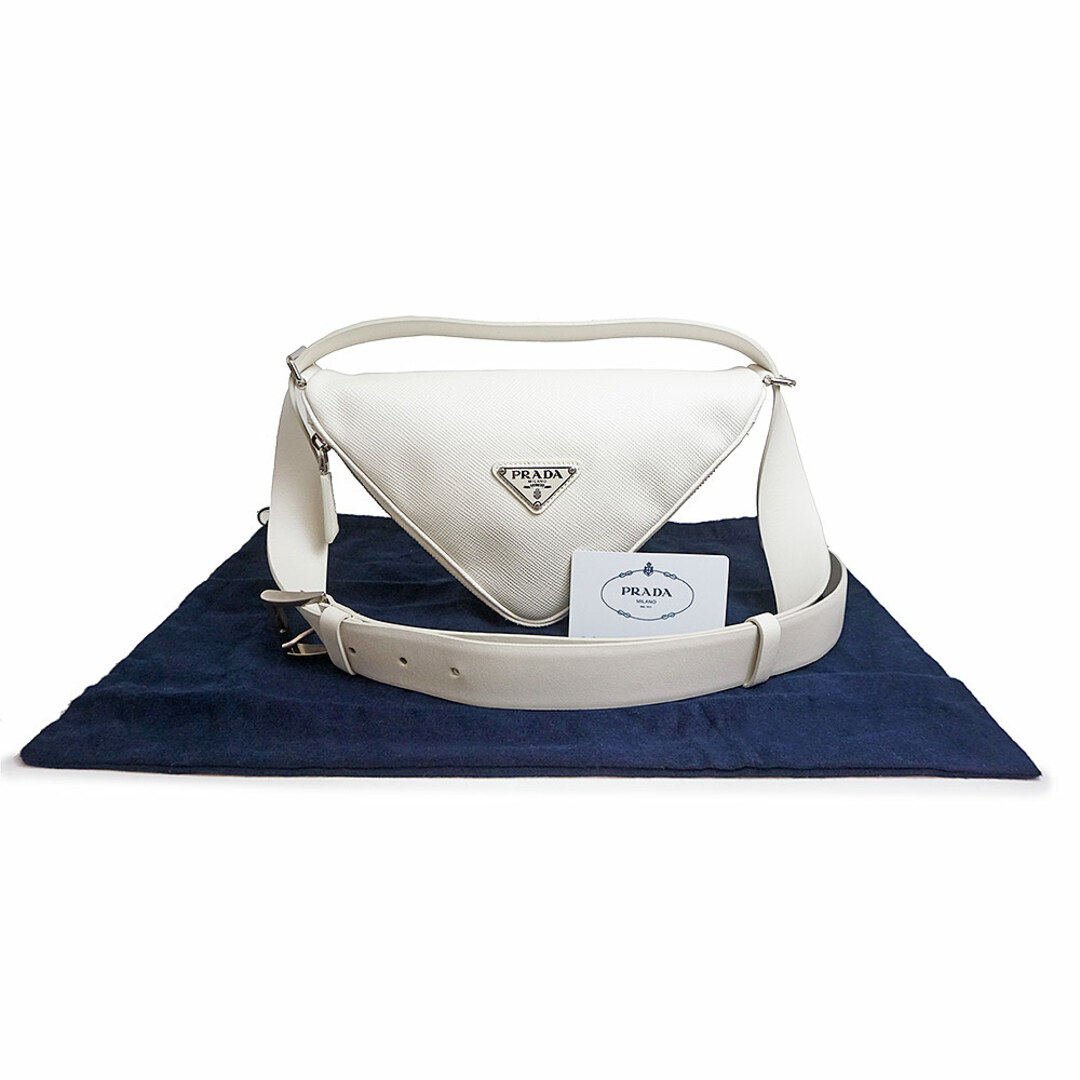 PRADA - プラダ トライアングル 三角ロゴプレート ワン PRADA - プラダ トライアングル 三角ロゴプレート ワン