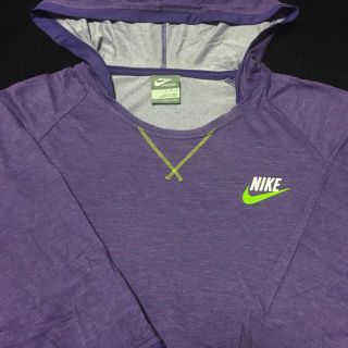 ナイキ(NIKE)のNIKE(カットソー(長袖/七分))