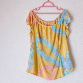 アルバローザ(ALBA ROSA)のアルバローザ　レイ 花柄   カットソー(カットソー(半袖/袖なし))