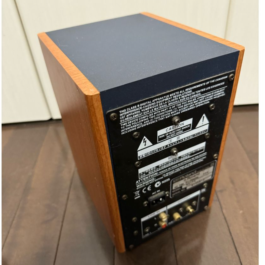 Roland(ローランドディージー)の【中古】EDIROL MA-7A Stereo Micro Monitor スマホ/家電/カメラのオーディオ機器(スピーカー)の商品写真