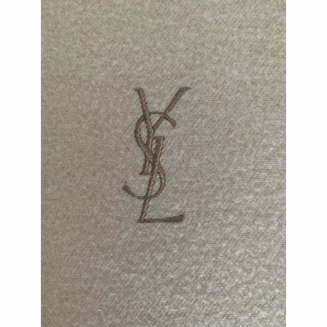 Yves Saint Laurent - イヴ・サンローランYves Saint Laurent Yves Saint Laurent - イヴ・サンローランYves Saint Laurent