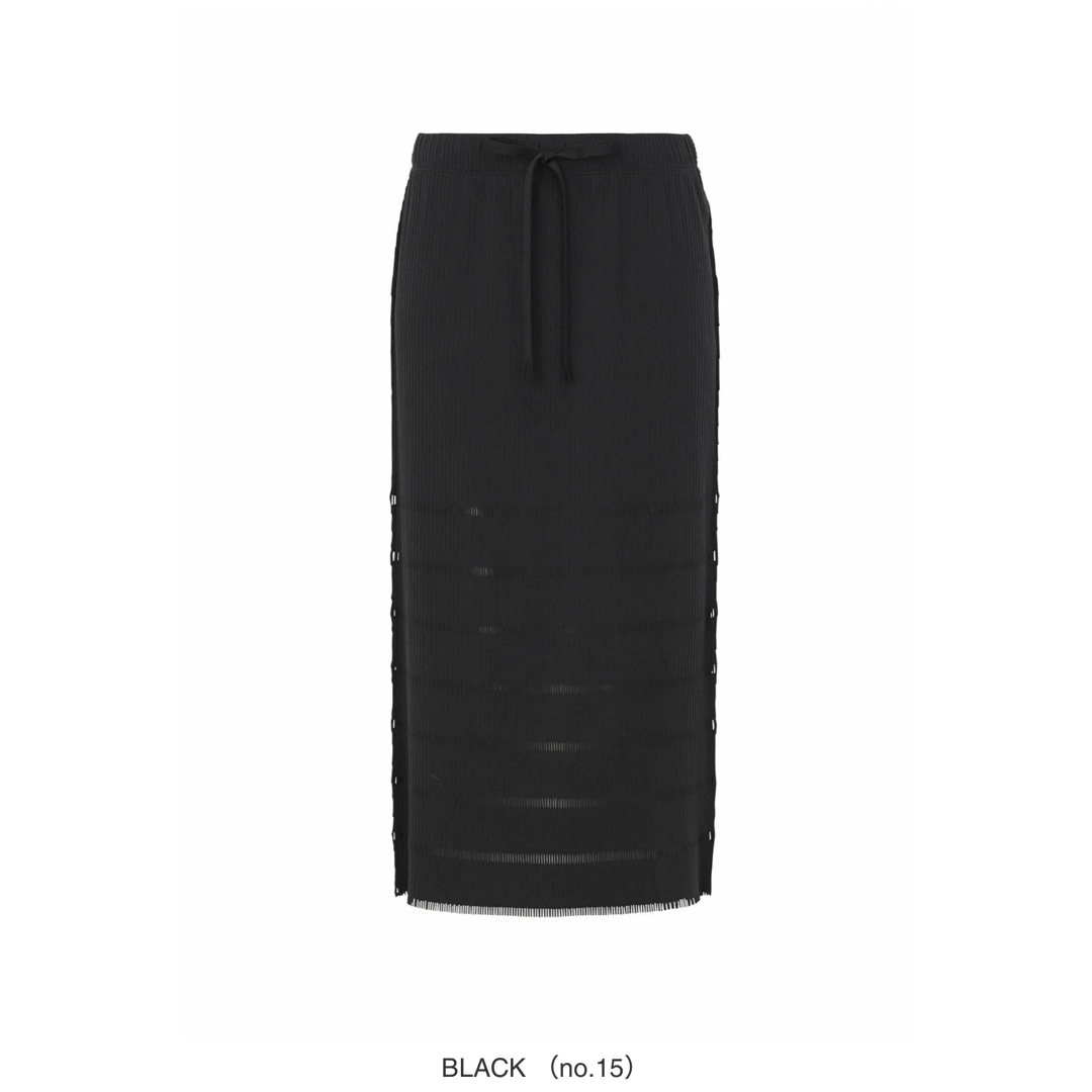 ISSEY MIYAKE A-POC BASICS PP05LG911-5 ロングスカート ISSEY MIYAKE A-POC BASICS PP05LG911-5 ロングスカート