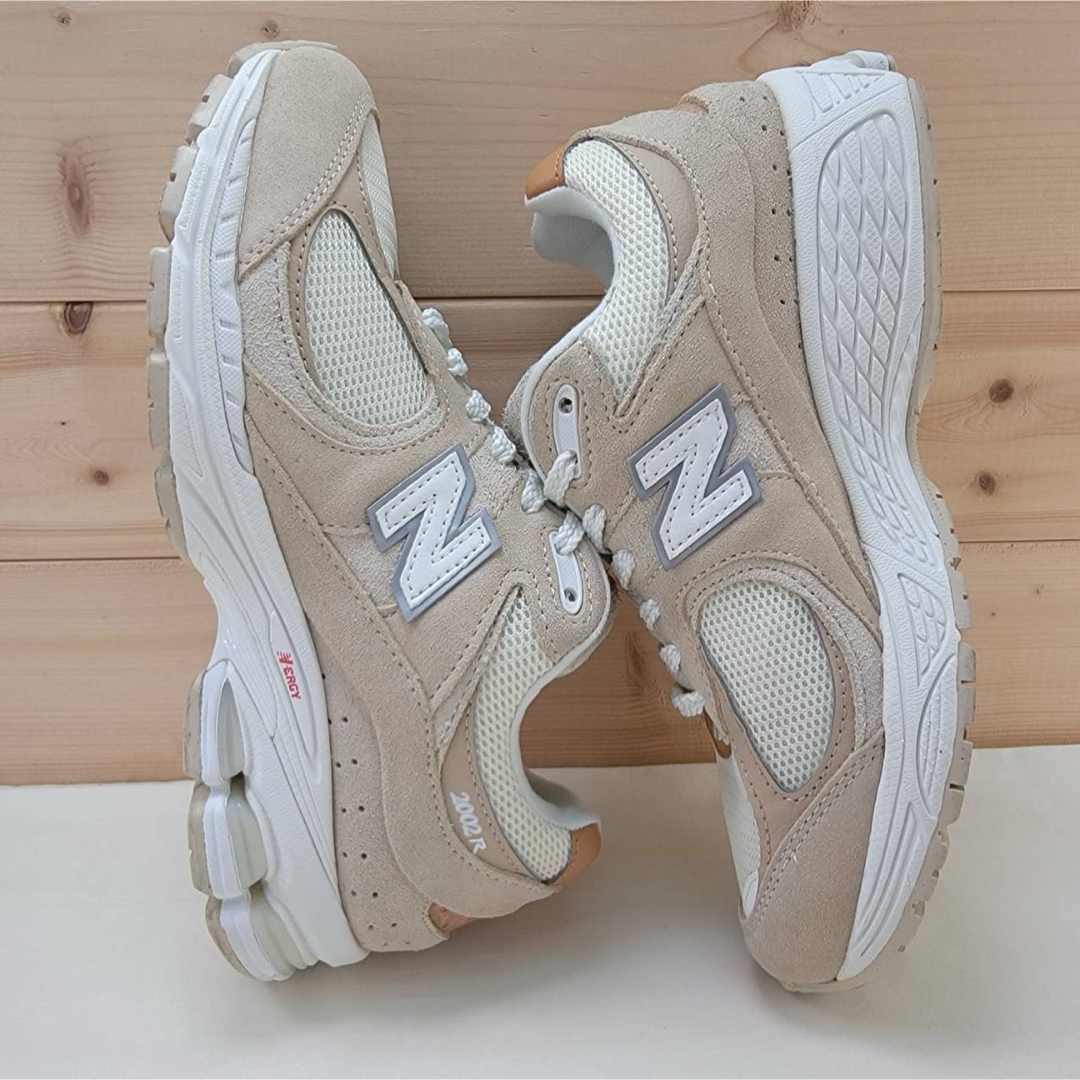New Balance - ニューバランス M2002RSC ベージュ 22.5㎝の通販 New Balance - ニューバランス M2002RSC ベージュ 22.5㎝の通販