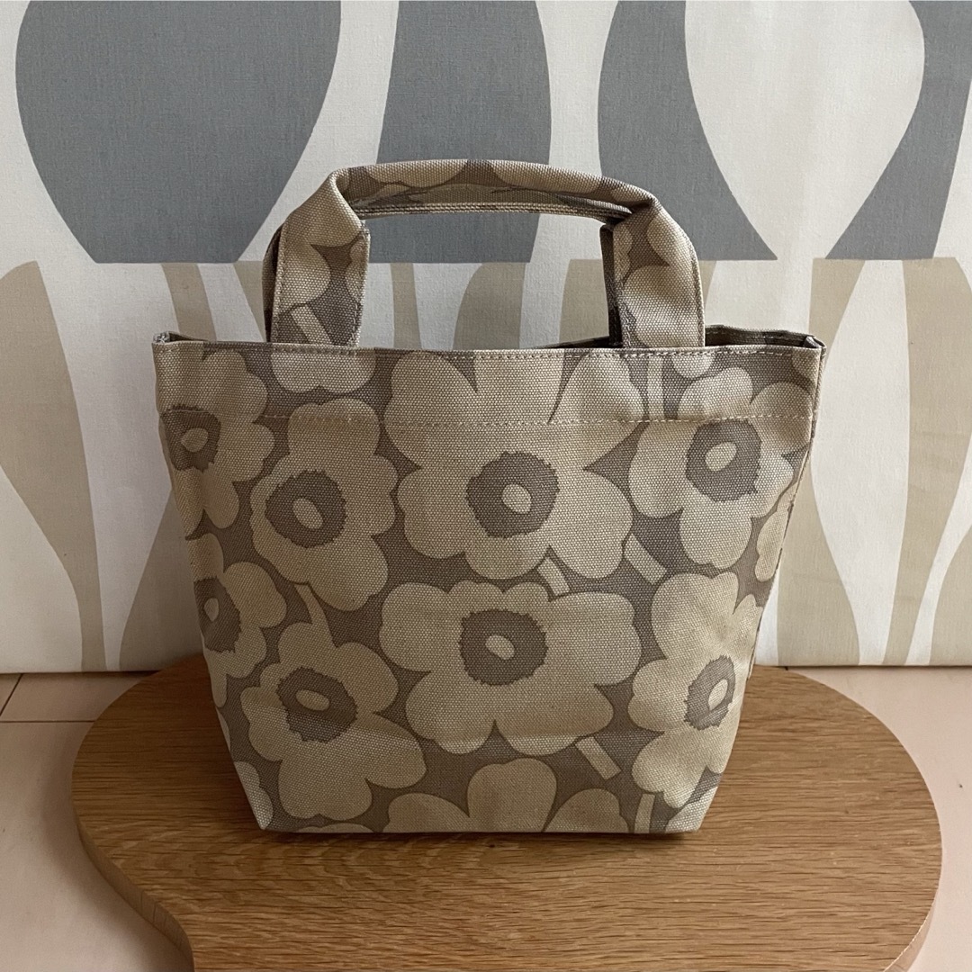 marimekko - 国内正規品 新品 マリメッコ Mono Mini Tote marimekko - 国内正規品 新品 マリメッコ Mono Mini Tote