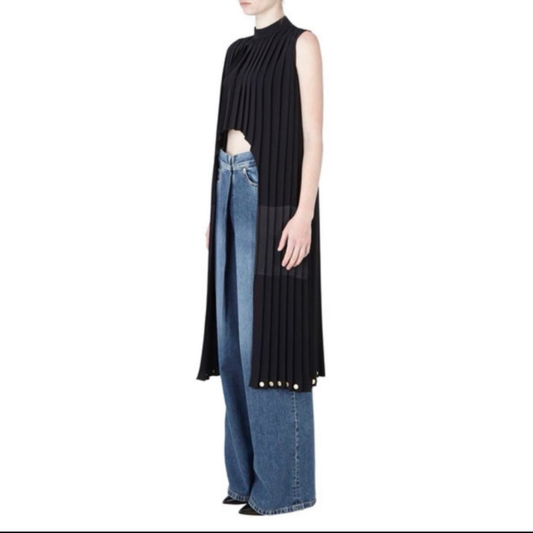 AKIRANAKA - 美品 AKIRA NAKA 変形ロングワンピース プリーツ AKIRANAKA - 美品 AKIRA NAKA 変形ロングワンピース プリーツ