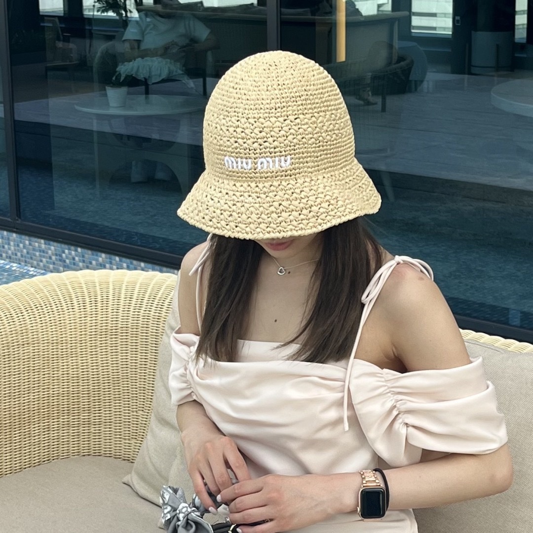 MIU MIU - miumiu 麦わら帽子、三上悠亜ちゃん着用の通販 by s MIU MIU - miumiu 麦わら帽子、三上悠亜ちゃん着用の通販 by s